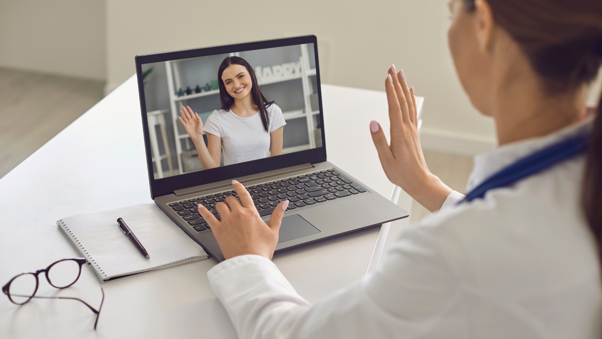 Video-consulto tra medico e paziente